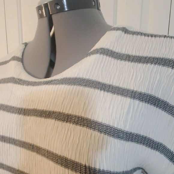 ARTHUR MAX Cream Striped Blouse Size L - Picture 3 of 8